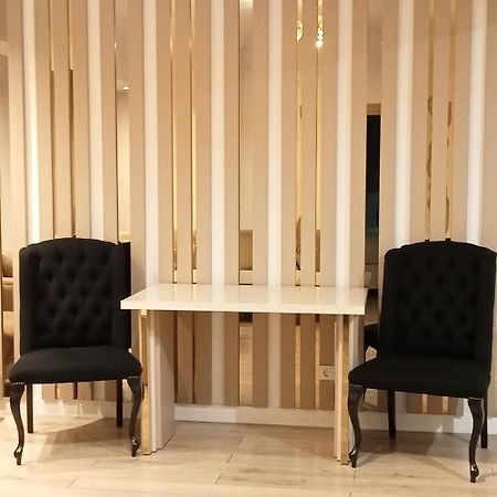 Elegant Suite - Titan Park بوخارست المظهر الخارجي الصورة