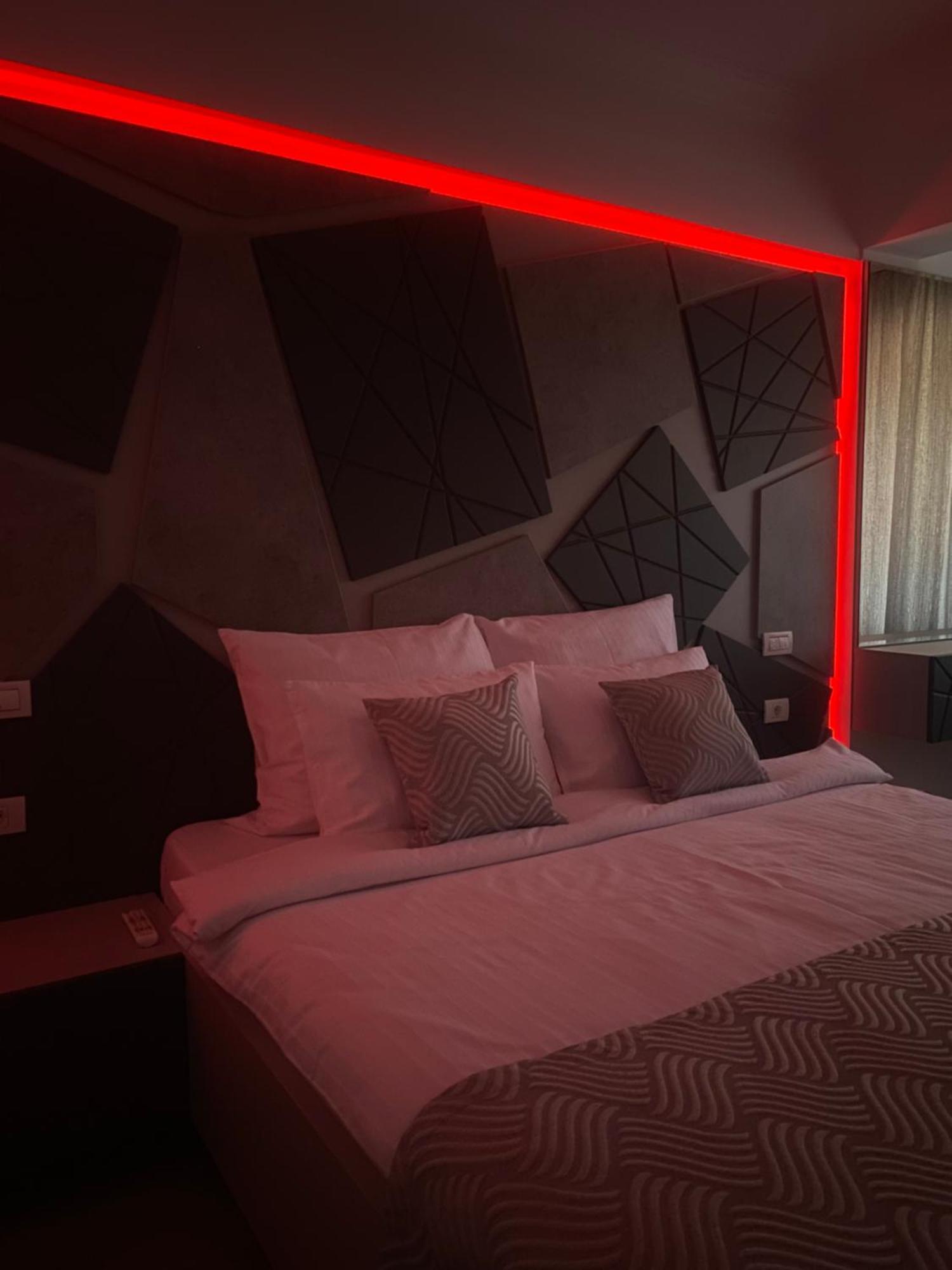 Elegant Suite - Titan Park بوخارست المظهر الخارجي الصورة